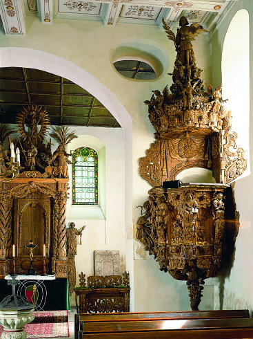 Burgkirche Kanzel-Altar