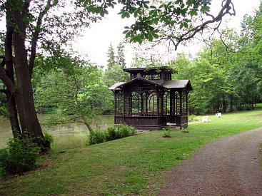 Am Pfotenteich Park Ebersdorf