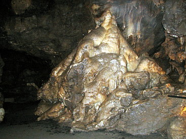Tropfsteinhöhle Kittelsthal - Große Pyramide