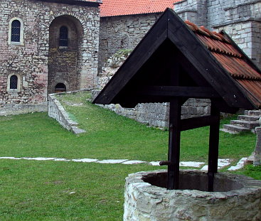 Der Tiefbrunnen in der Burg Lohra.