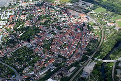 Luftbilder von Kahla: Blick auf die Altstadt (Zentrum) - oben rechts das alte Sägewerk